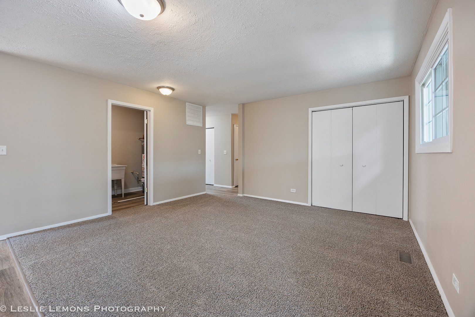 1053 S Finley Road