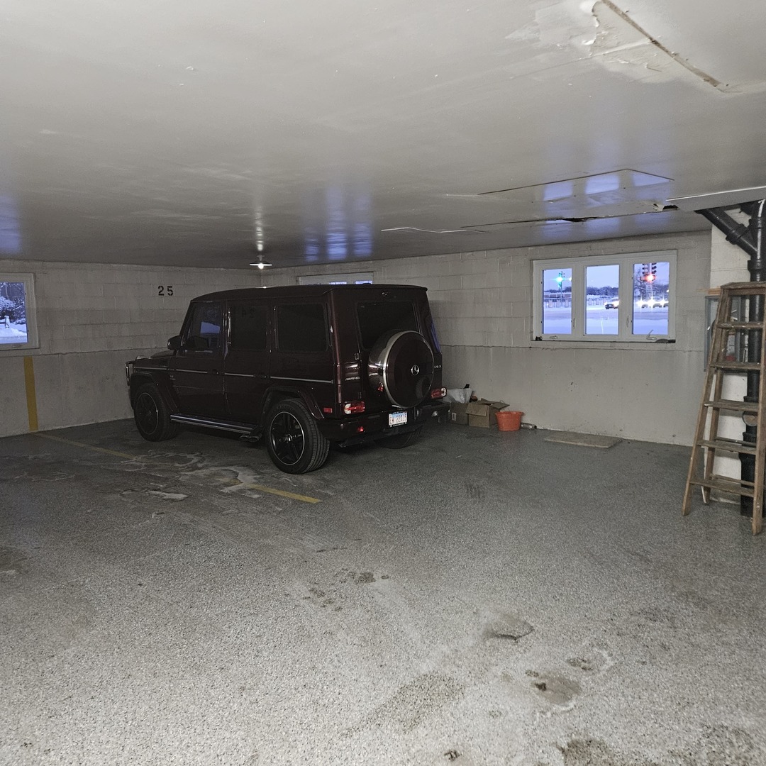 2300 W Talcott Road Unit: 1A1