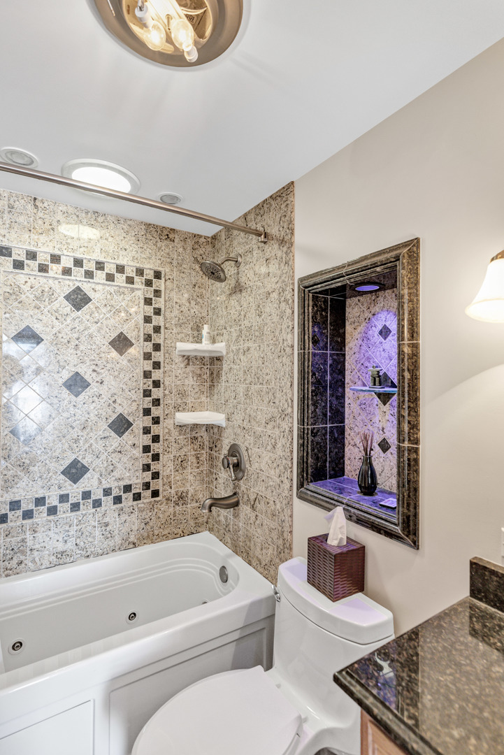 106 N SALEM Drive Unit: 106
