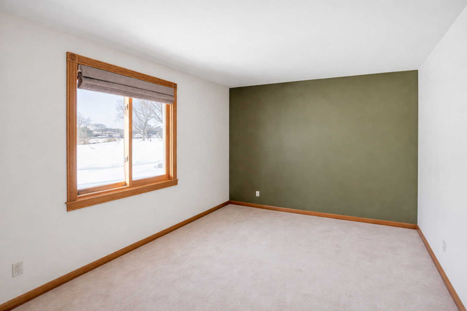 106 N SALEM Drive Unit: 106