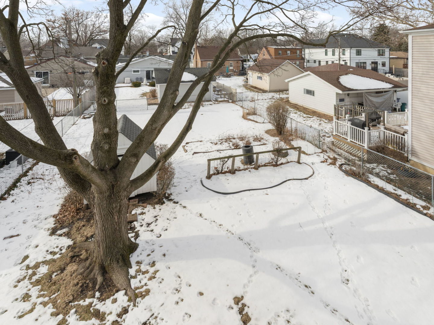 956 S Hillside Avenue