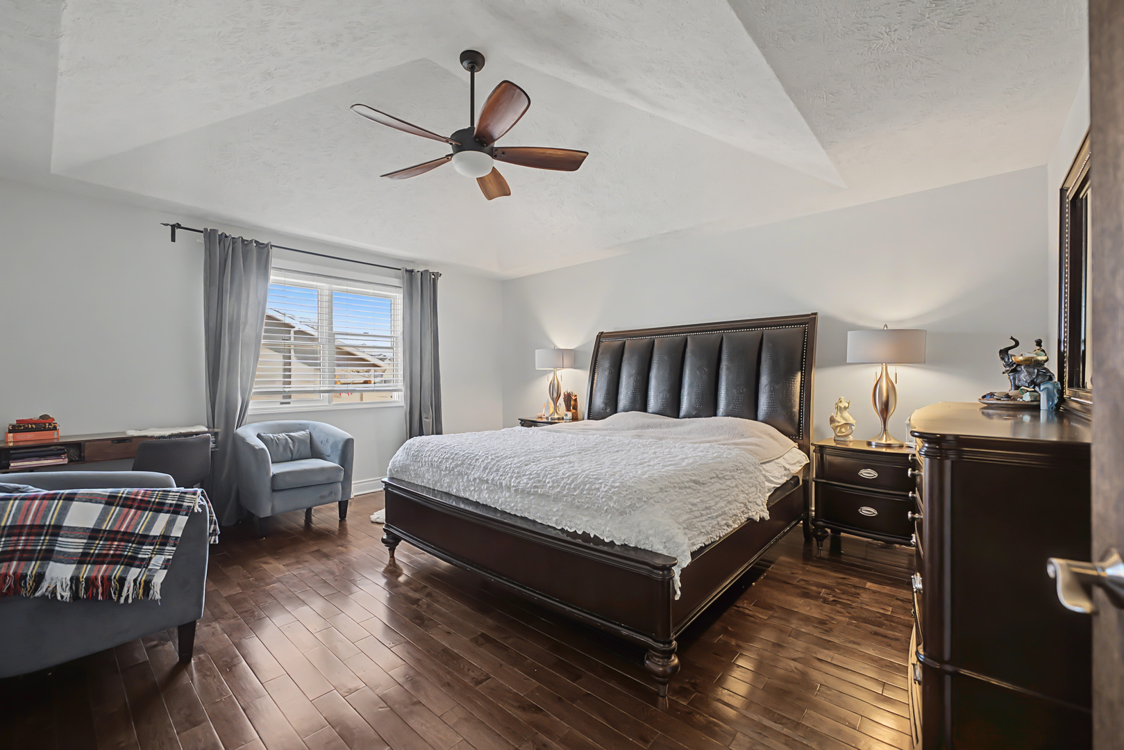 24914 W Illini Drive