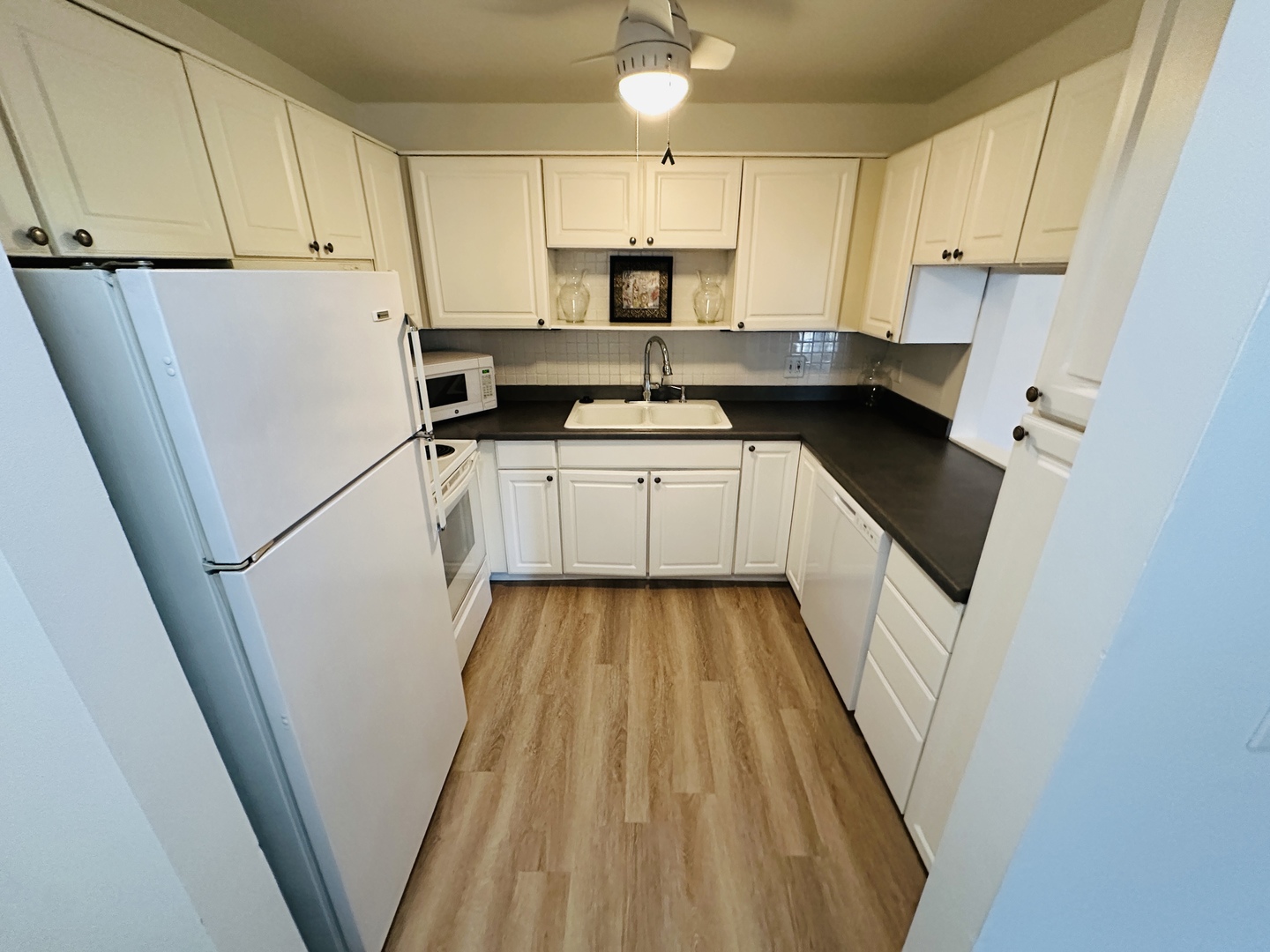 803 Brook Drive Unit: 5