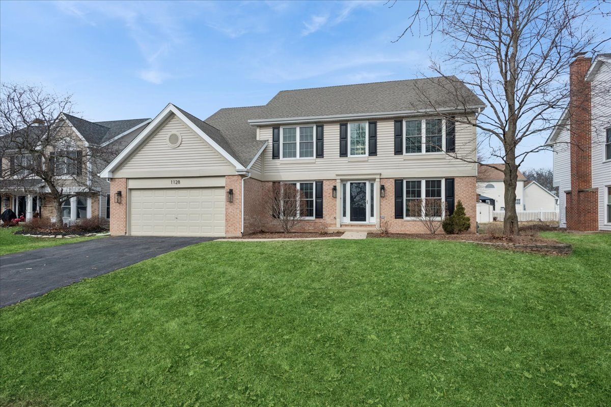 1128 Ascot Way
