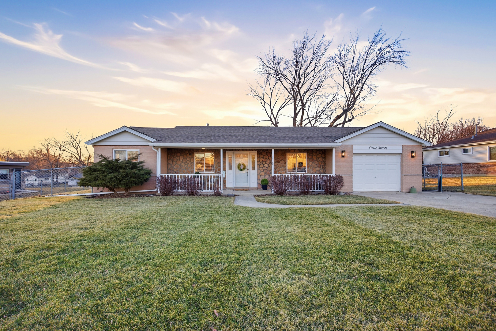 1120 N Bluebonnet Lane