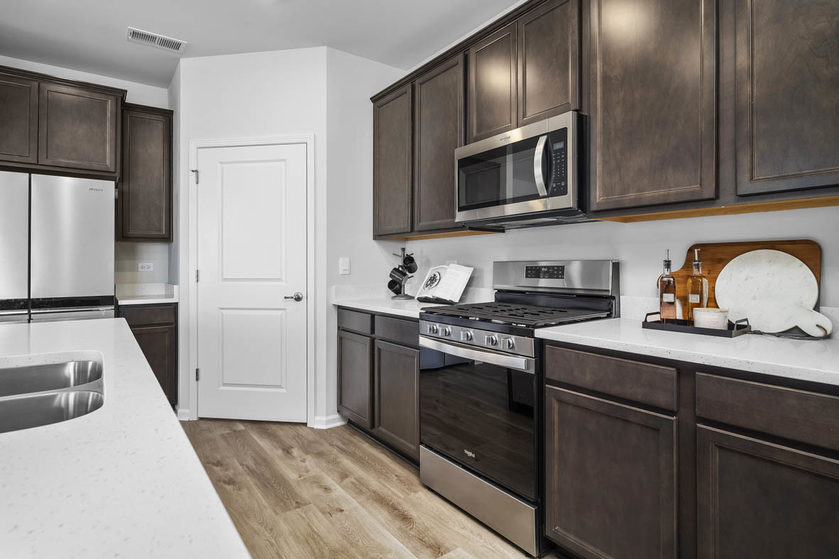 1390 Wild Tulip Circle