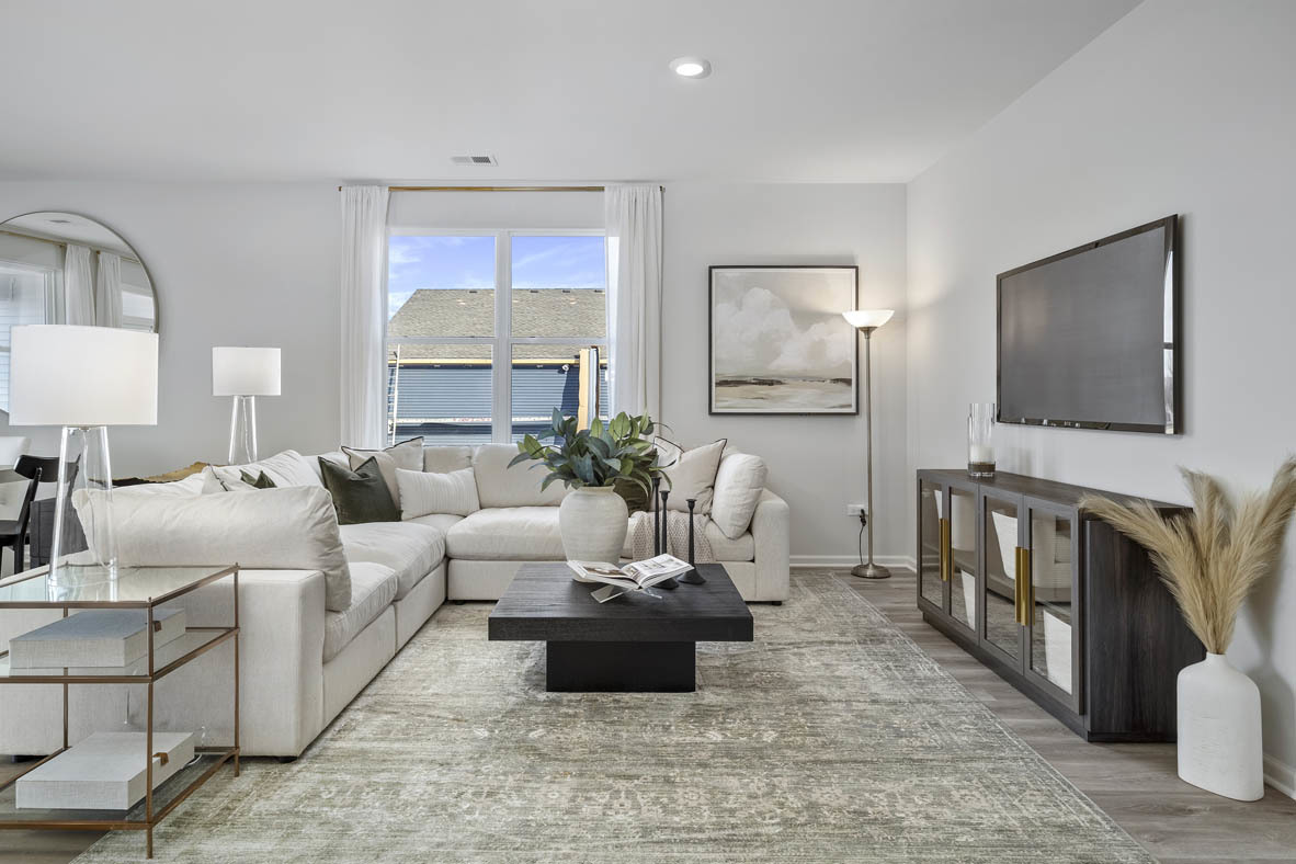 1390 Wild Tulip Circle