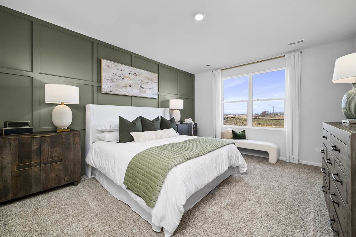 1390 Wild Tulip Circle