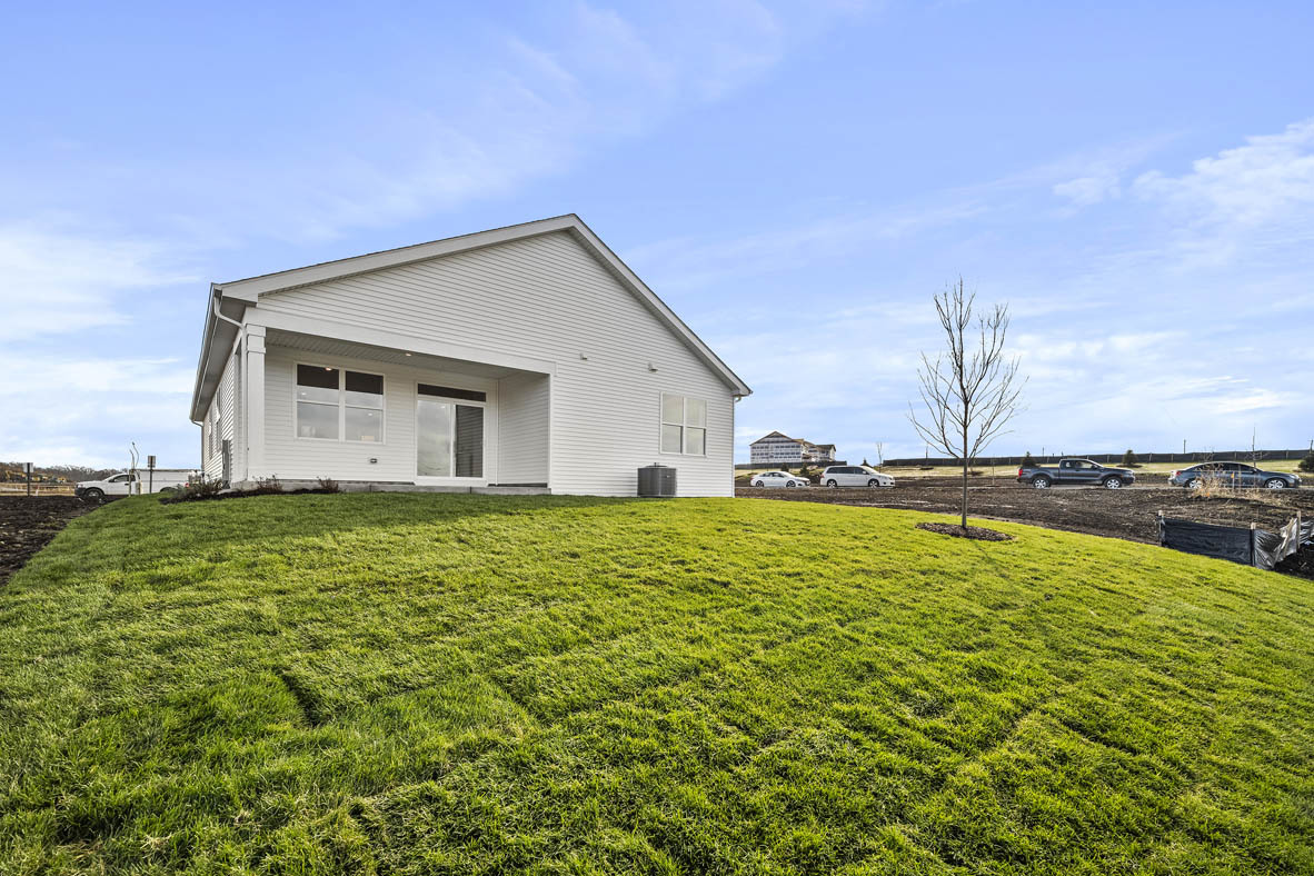 1390 Wild Tulip Circle