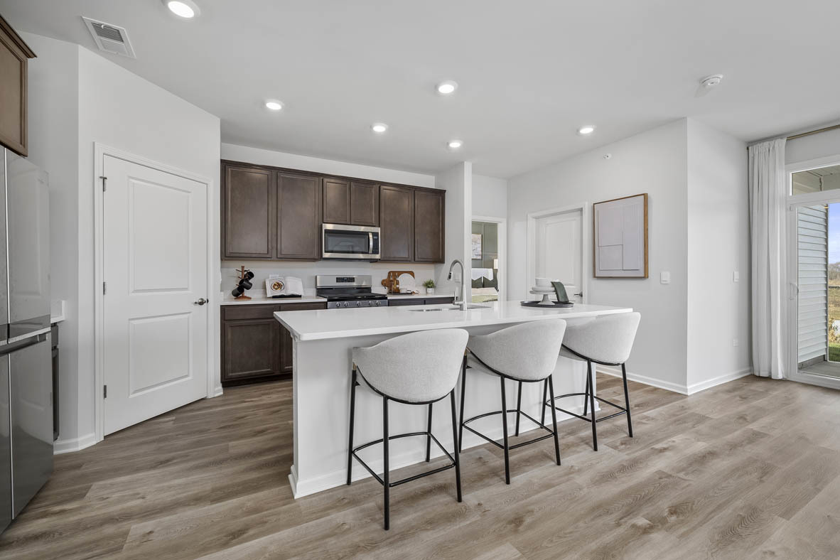 1390 Wild Tulip Circle