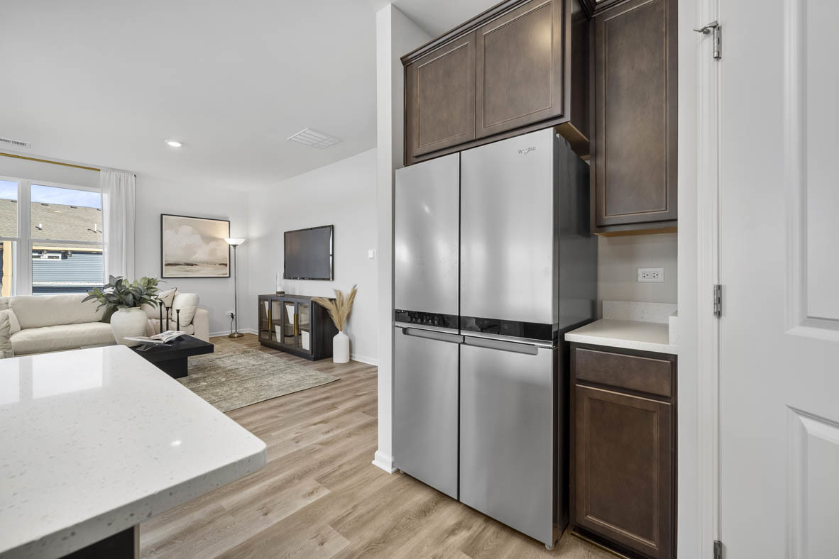 1390 Wild Tulip Circle