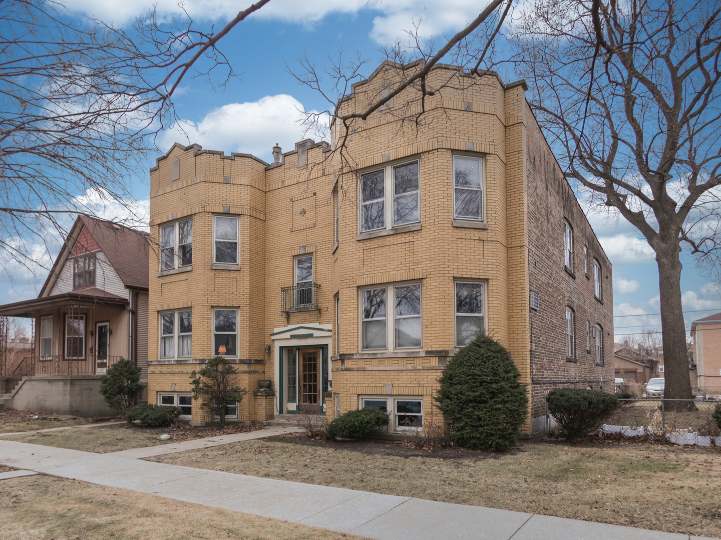 1223 Elgin Avenue Unit: G1