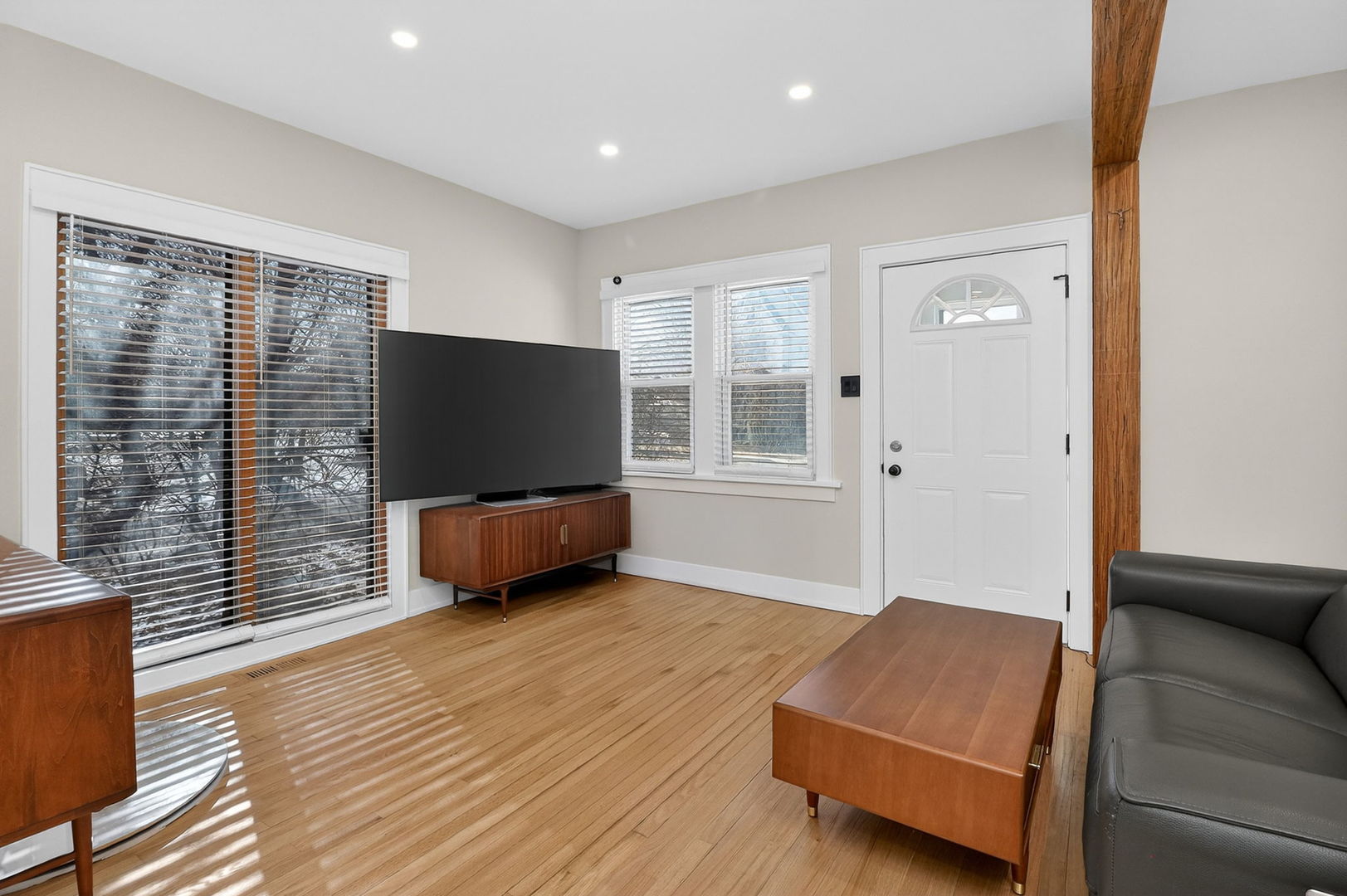 24 S Huffman Street