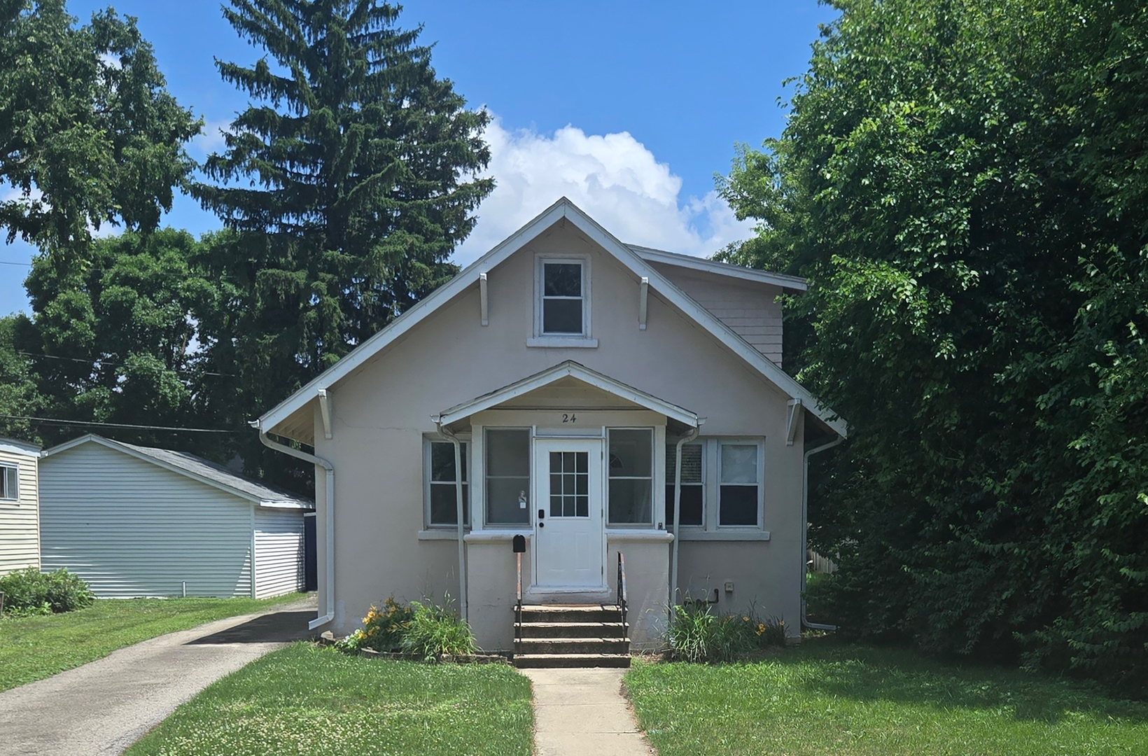 24 S Huffman Street