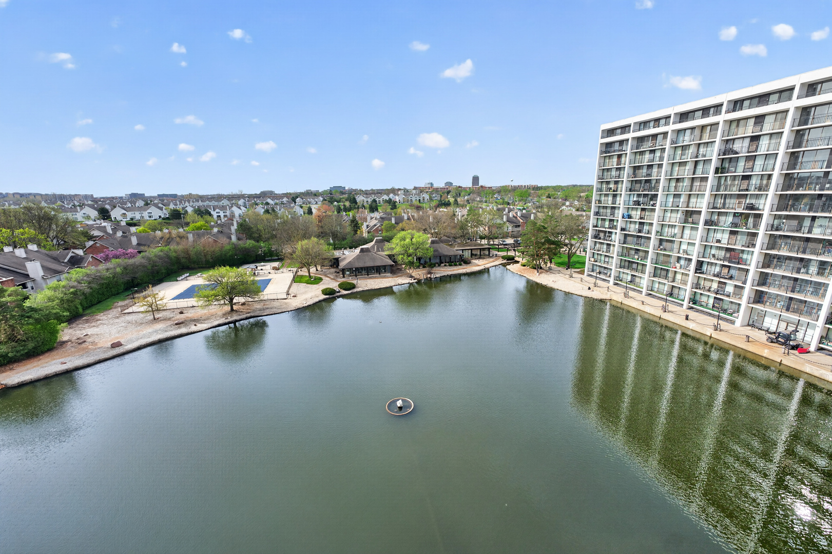 2015 S Finley Road Unit: 209