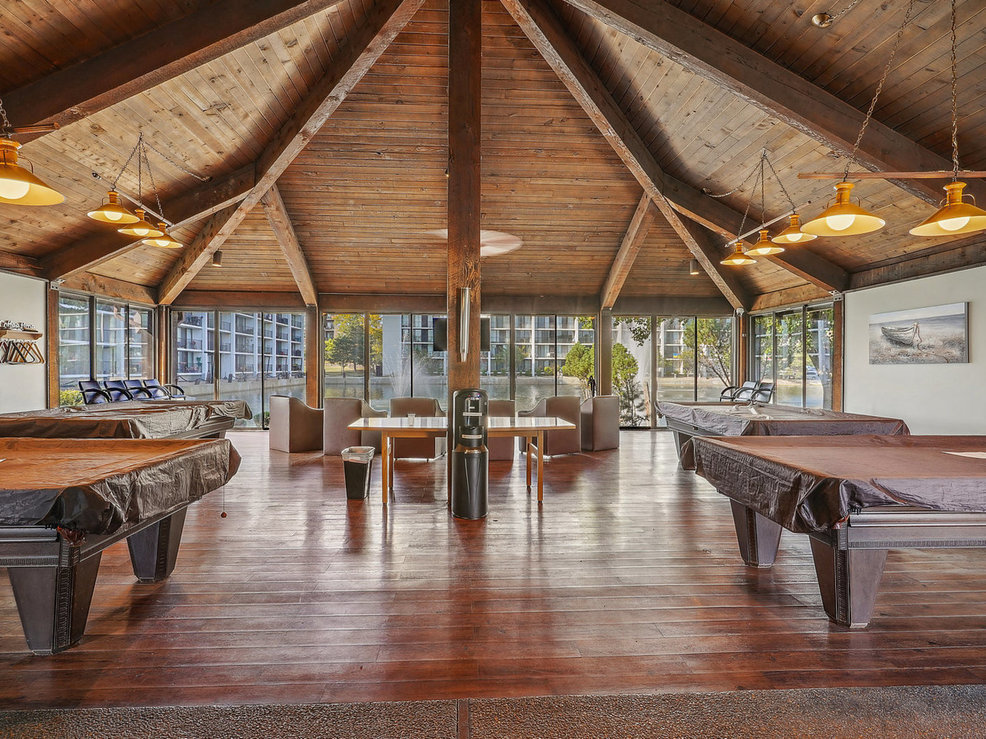 2015 S Finley Road Unit: 209