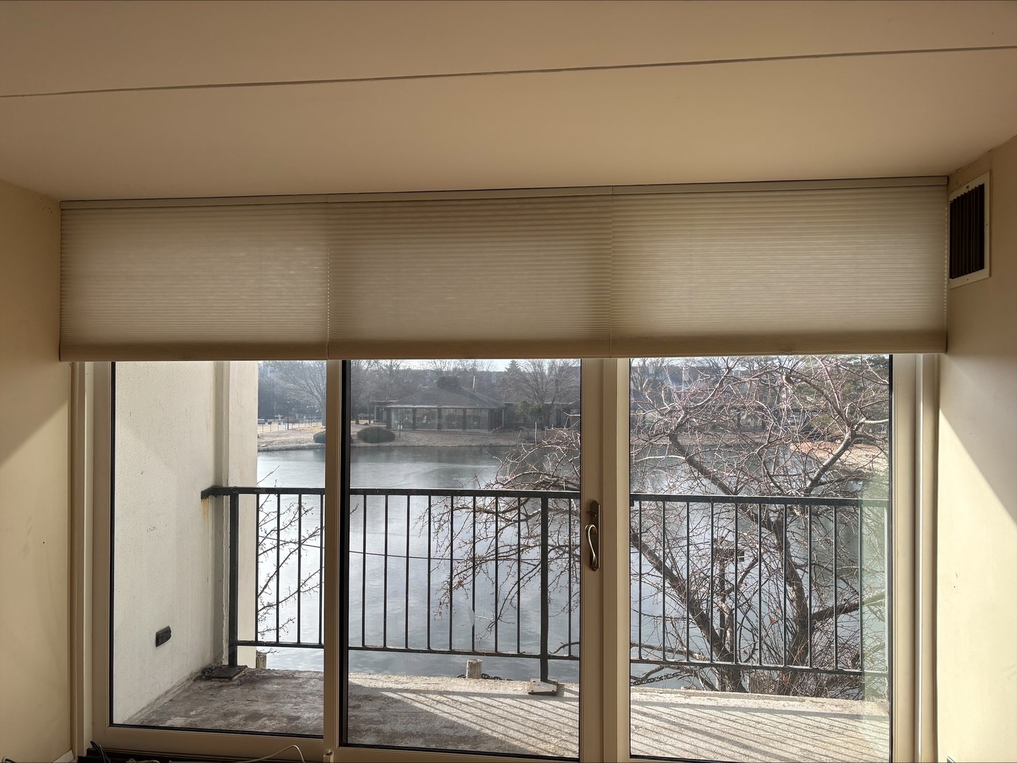 2015 S Finley Road Unit: 209