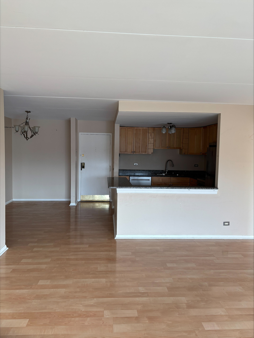 2015 S Finley Road Unit: 209