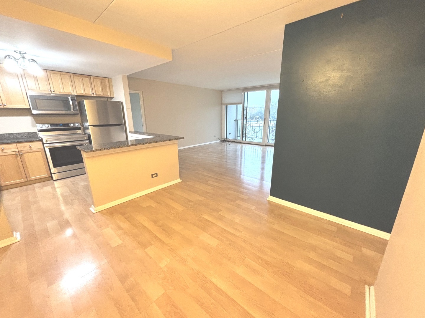 2015 S Finley Road Unit: 209