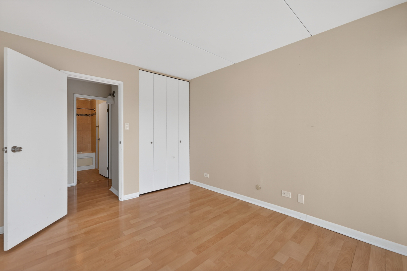 2015 S Finley Road Unit: 209