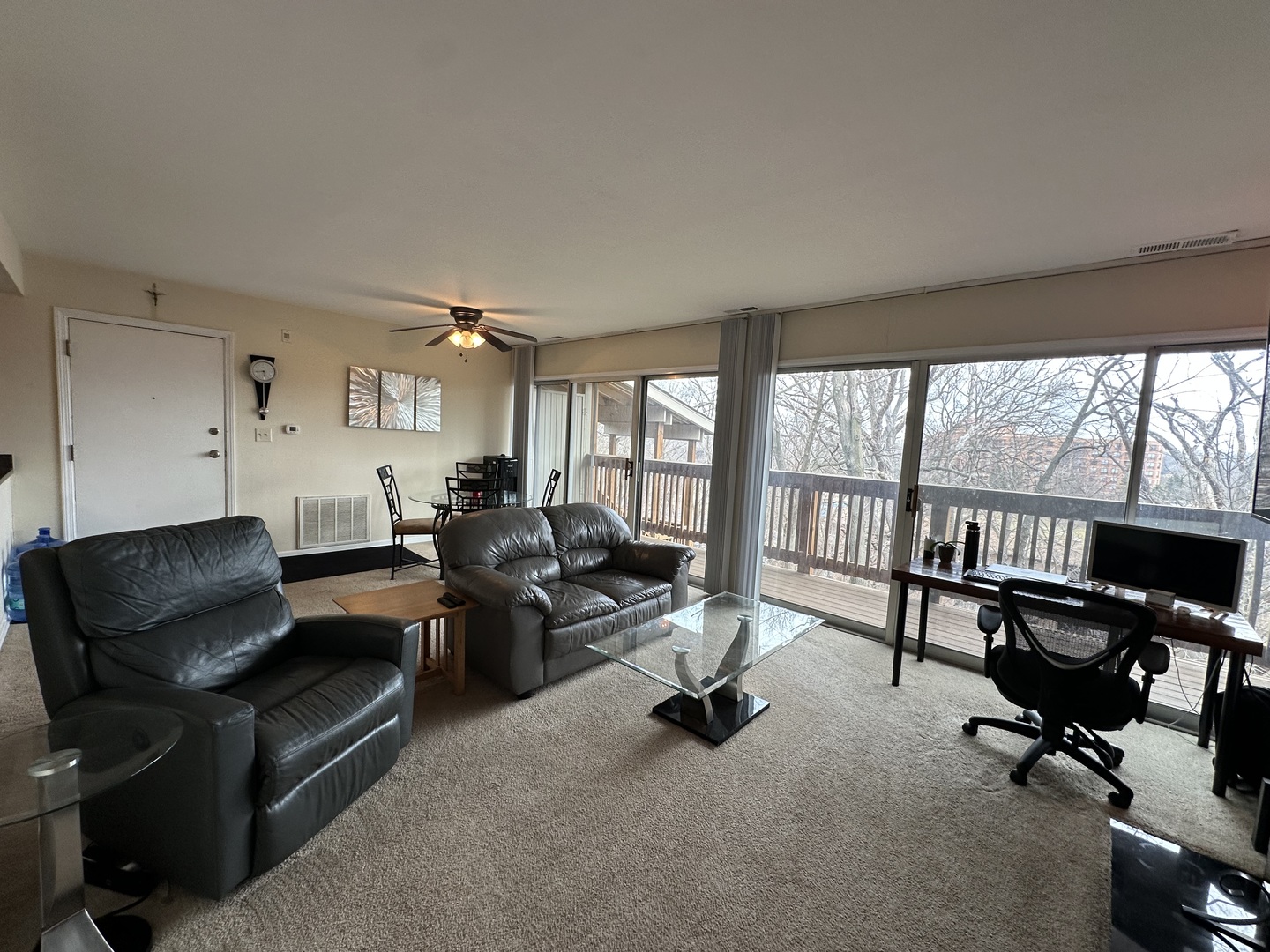 5821 Oakwood Drive Unit: F