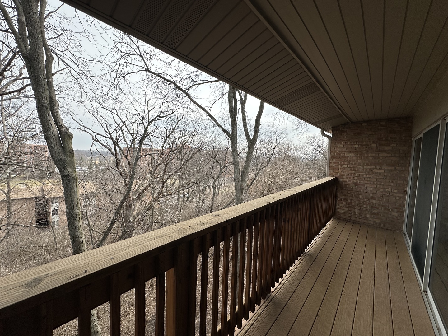 5821 Oakwood Drive Unit: F