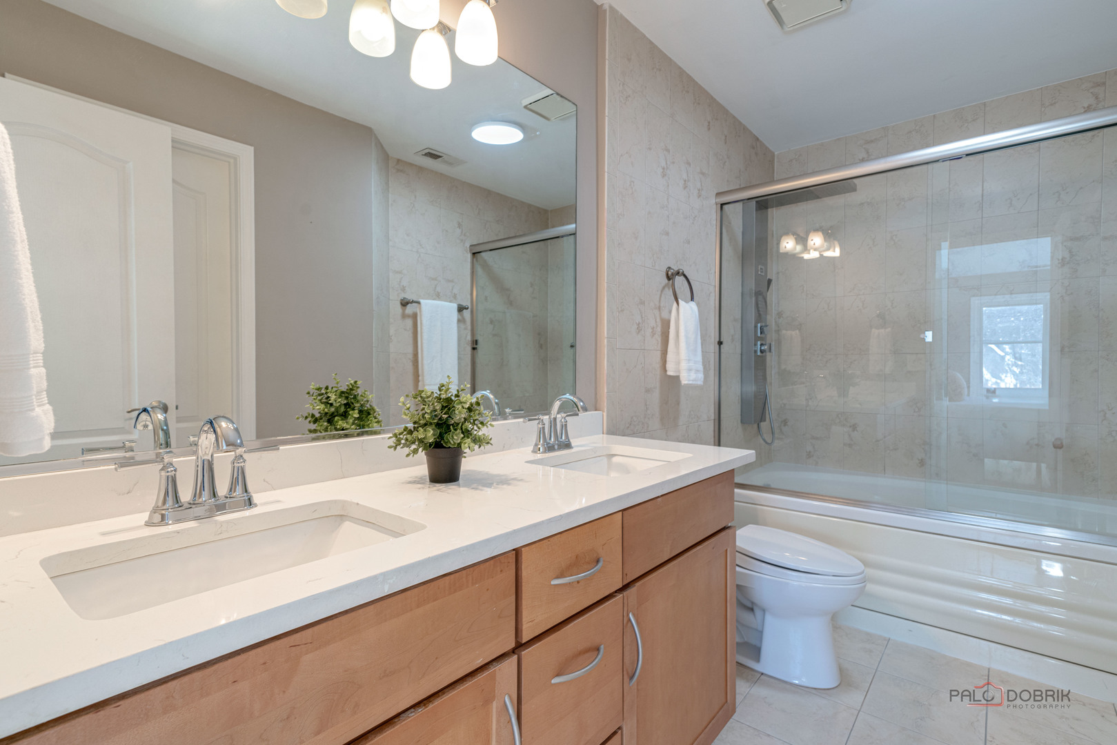 76 Willow Parkway