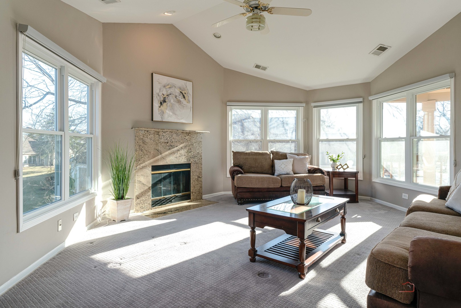 76 Willow Parkway