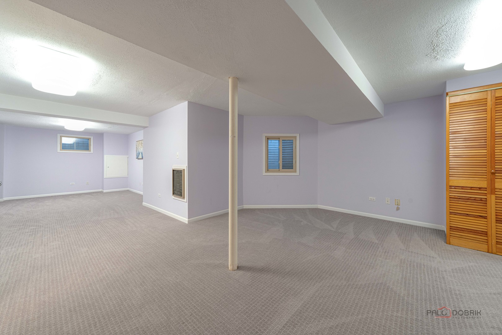 76 Willow Parkway