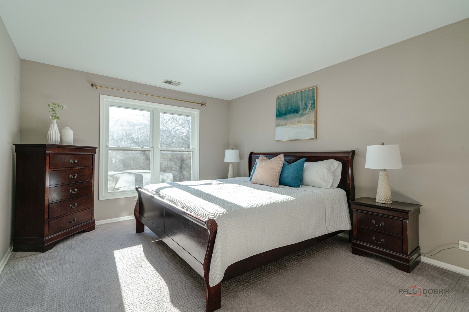 76 Willow Parkway