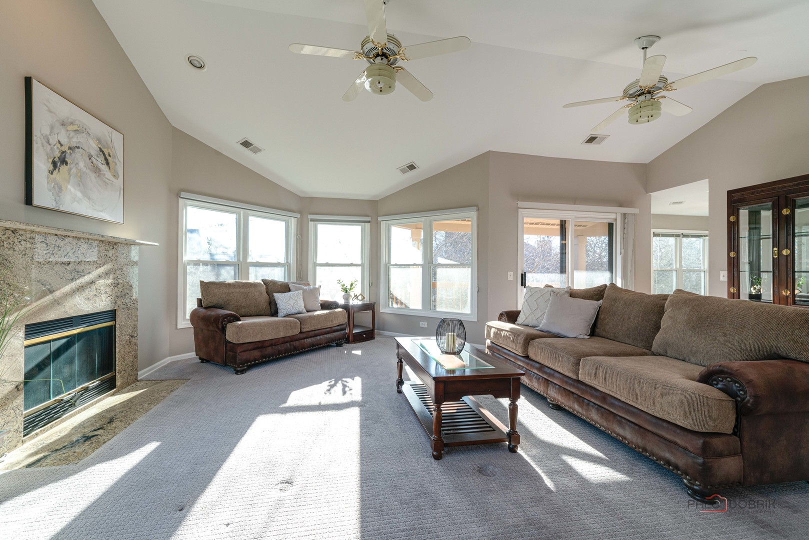 76 Willow Parkway
