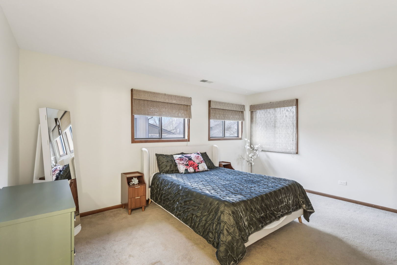 43 Creekside Circle