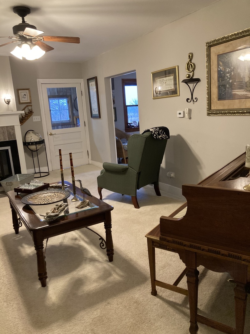 4N260 Klein Road