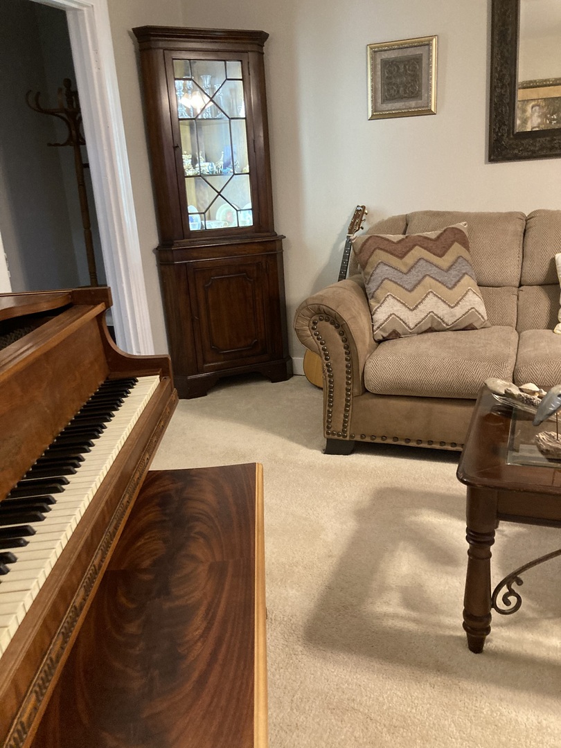 4N260 Klein Road