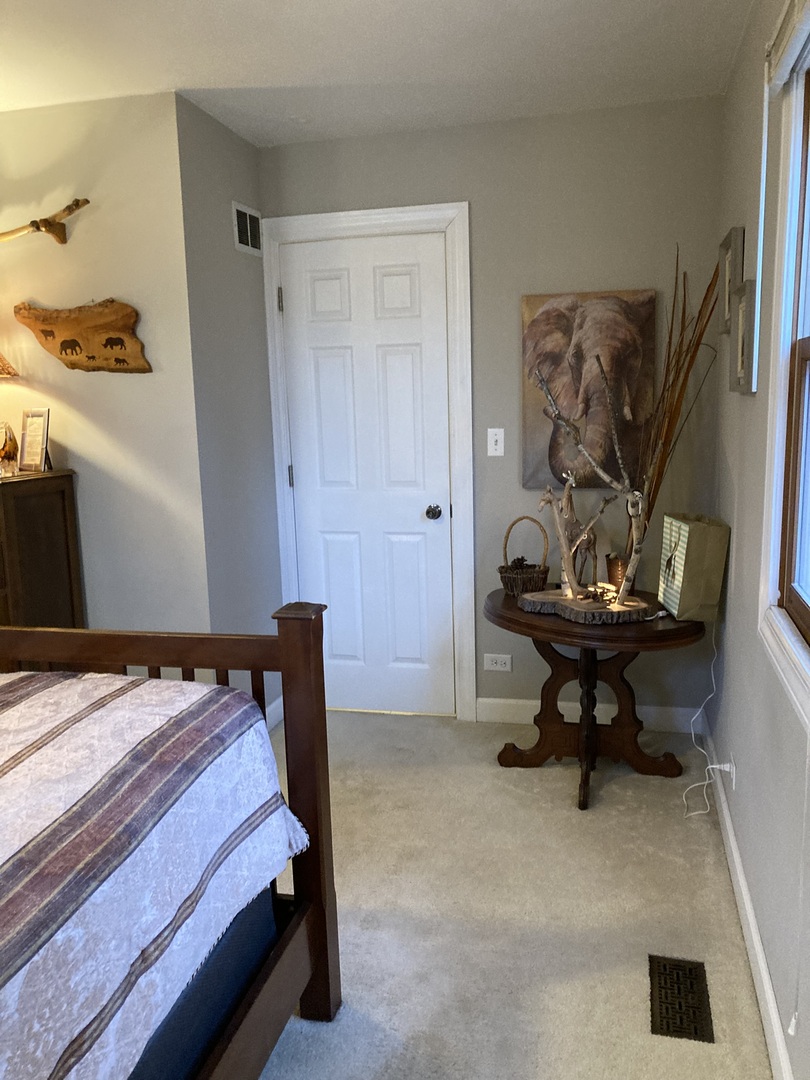 4N260 Klein Road