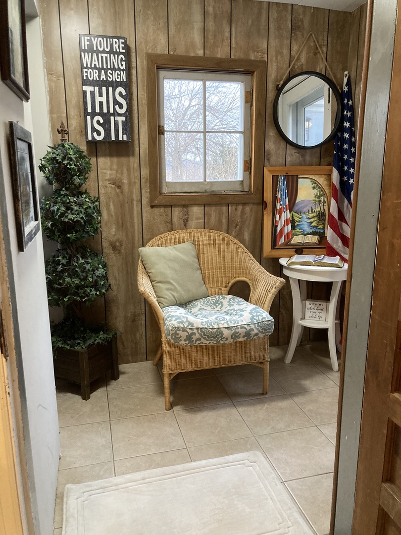 4N260 Klein Road
