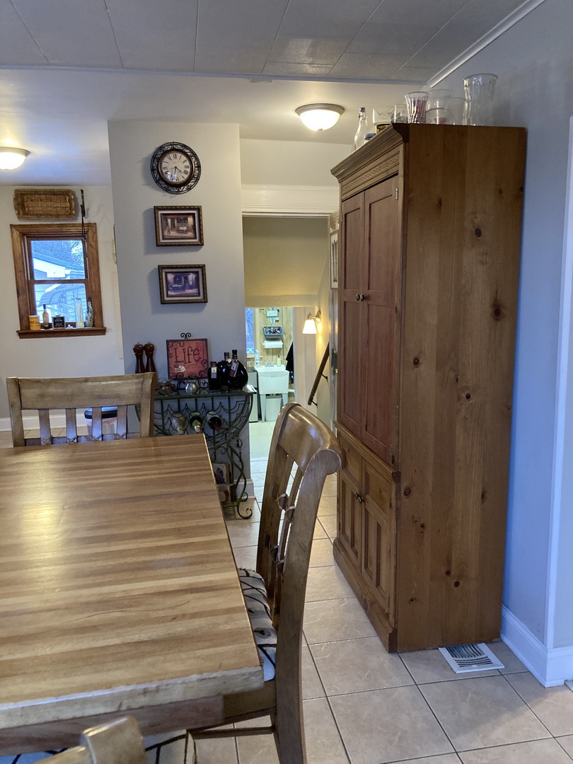 4N260 Klein Road