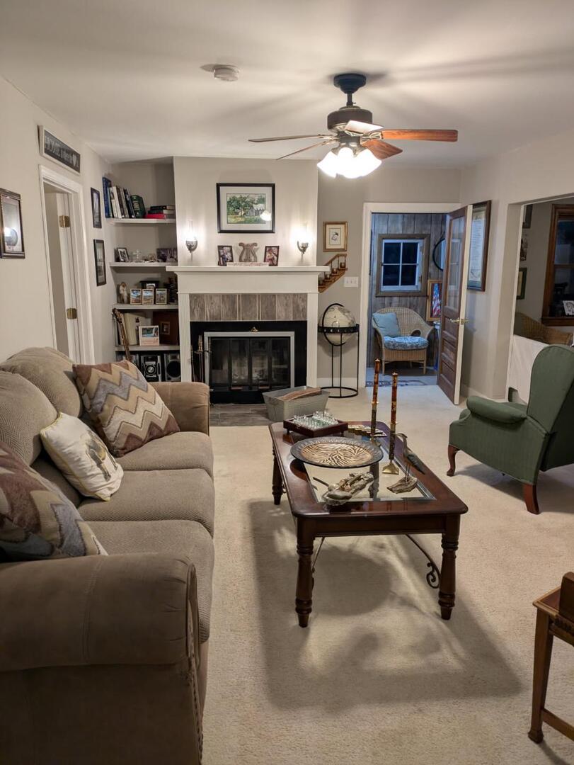 4N260 Klein Road