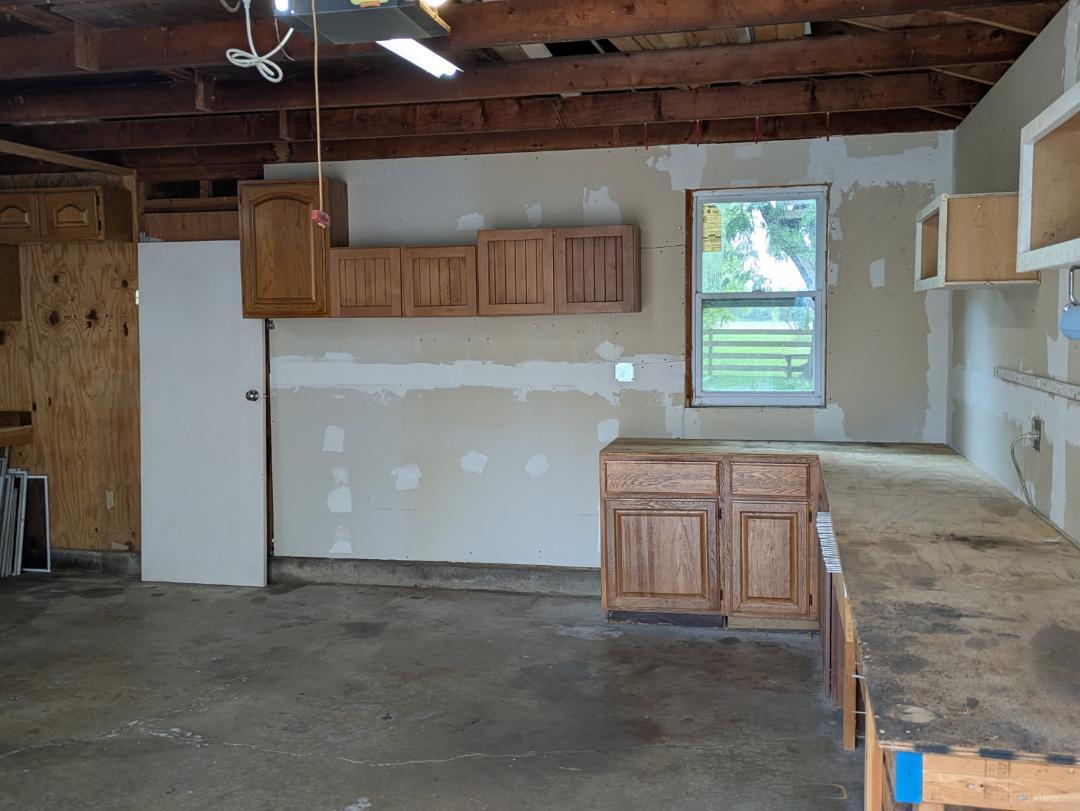 4N260 Klein Road