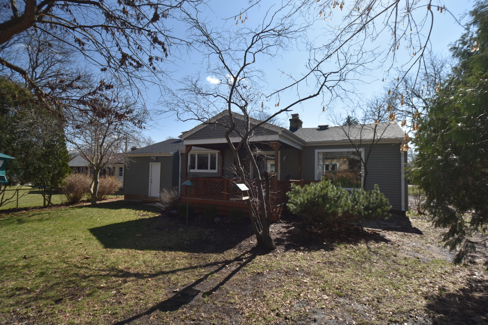 111 W Prairie Avenue