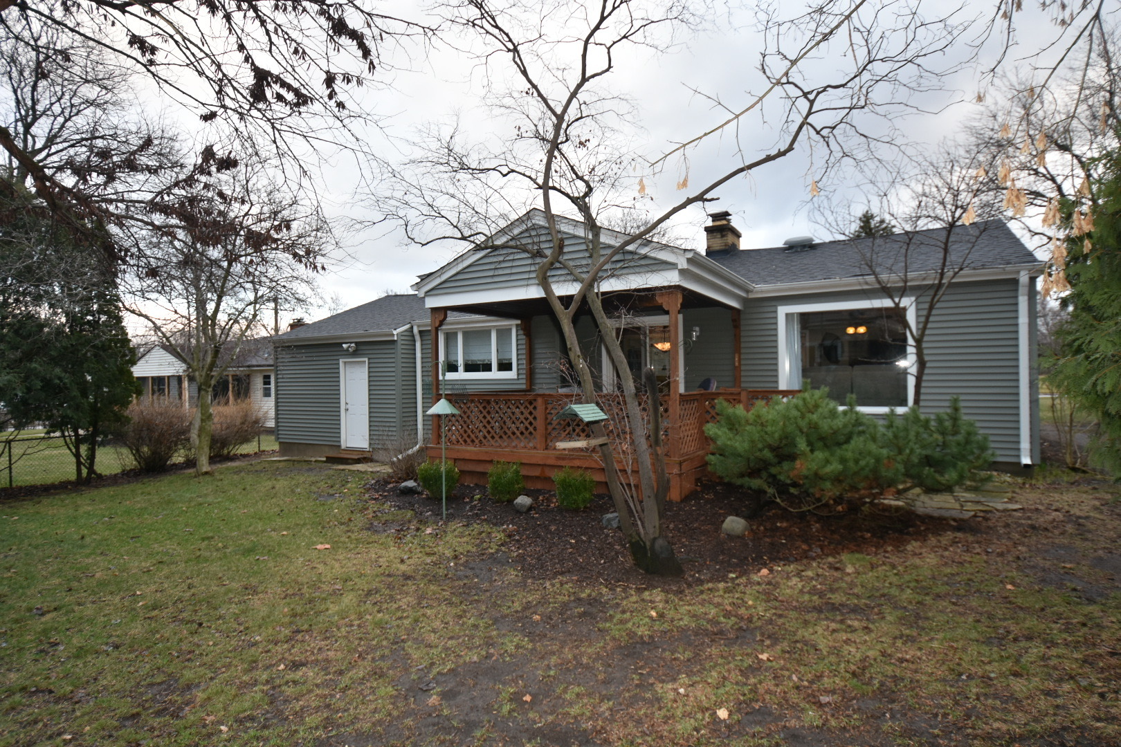 111 W Prairie Avenue