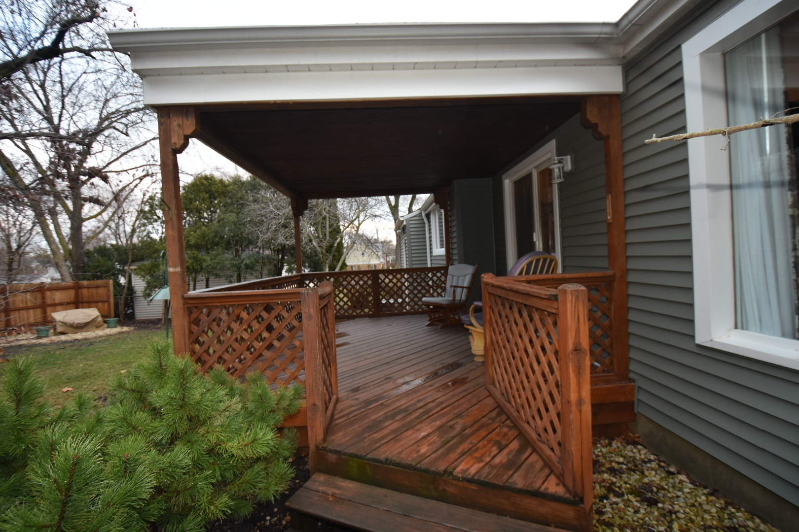 111 W Prairie Avenue