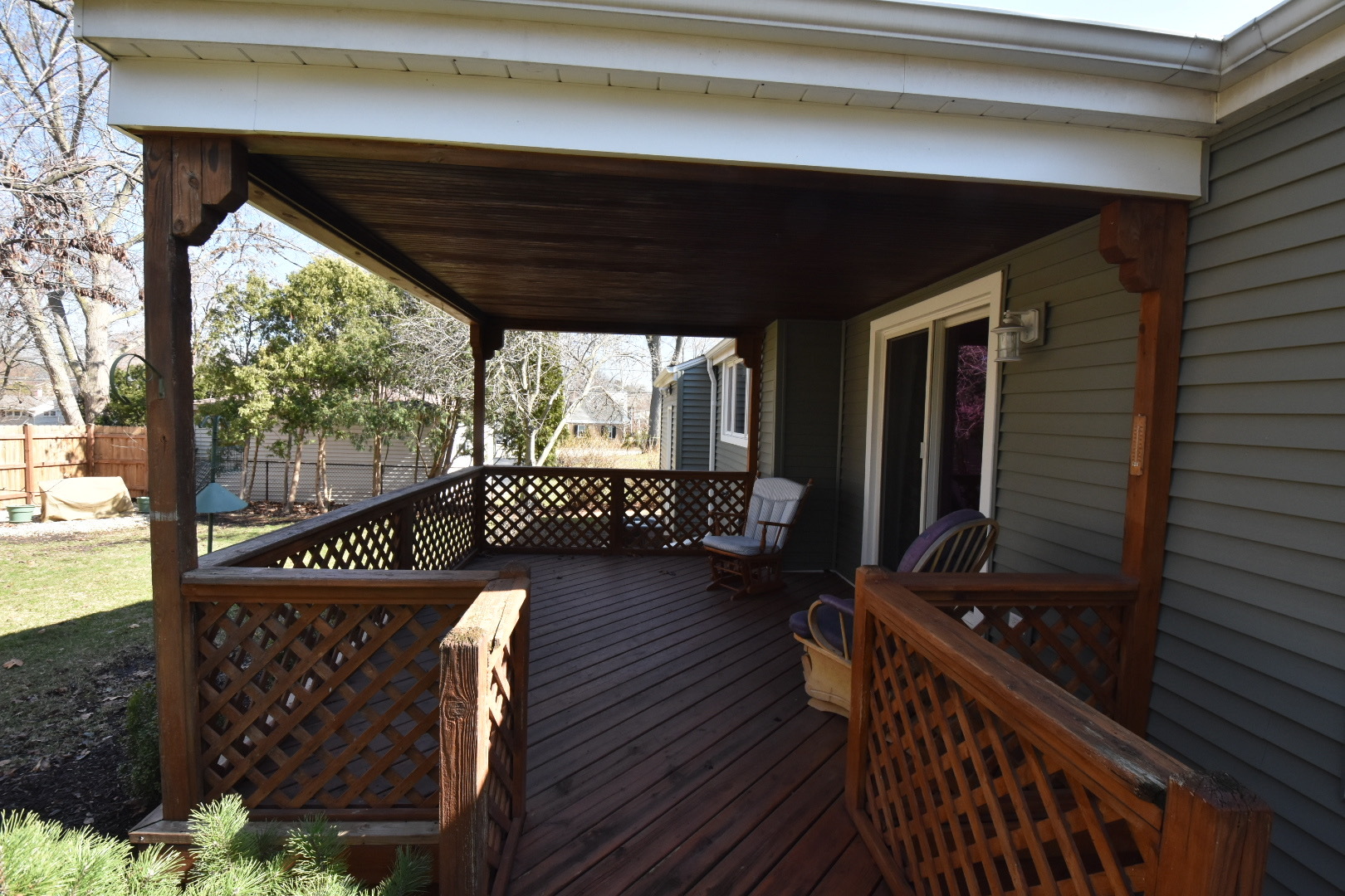 111 W Prairie Avenue