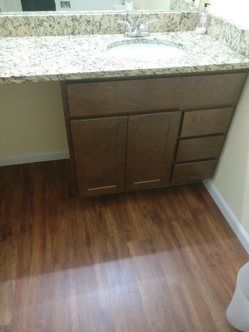 1880 Bonnie Lane Unit: 414