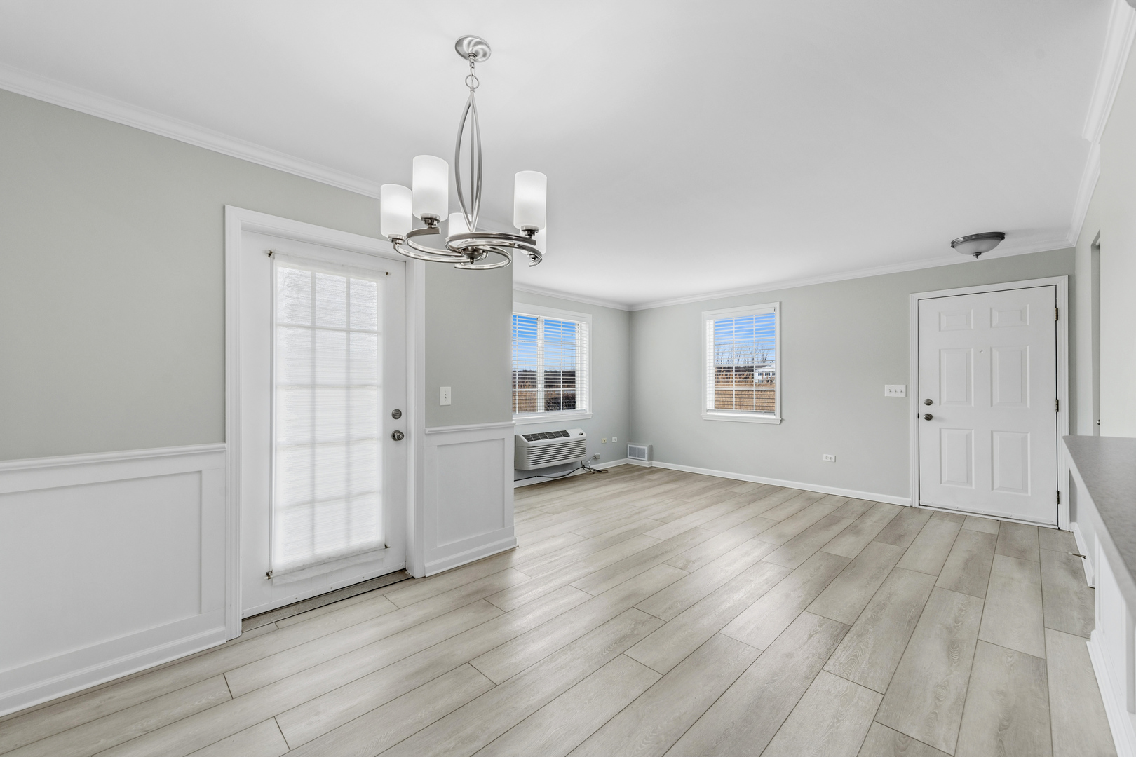 1009 Silverstone Drive Unit: 1009