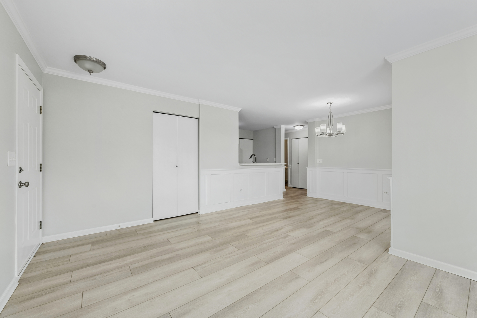 1009 Silverstone Drive Unit: 1009