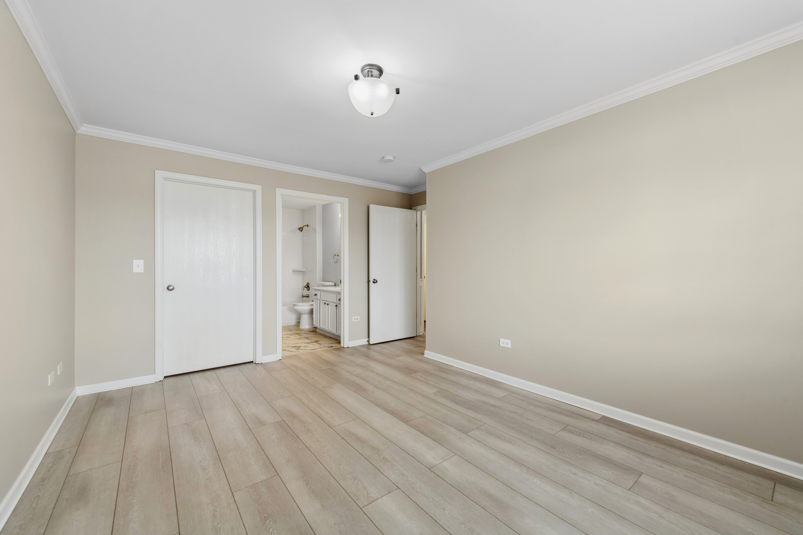 1009 Silverstone Drive Unit: 1009