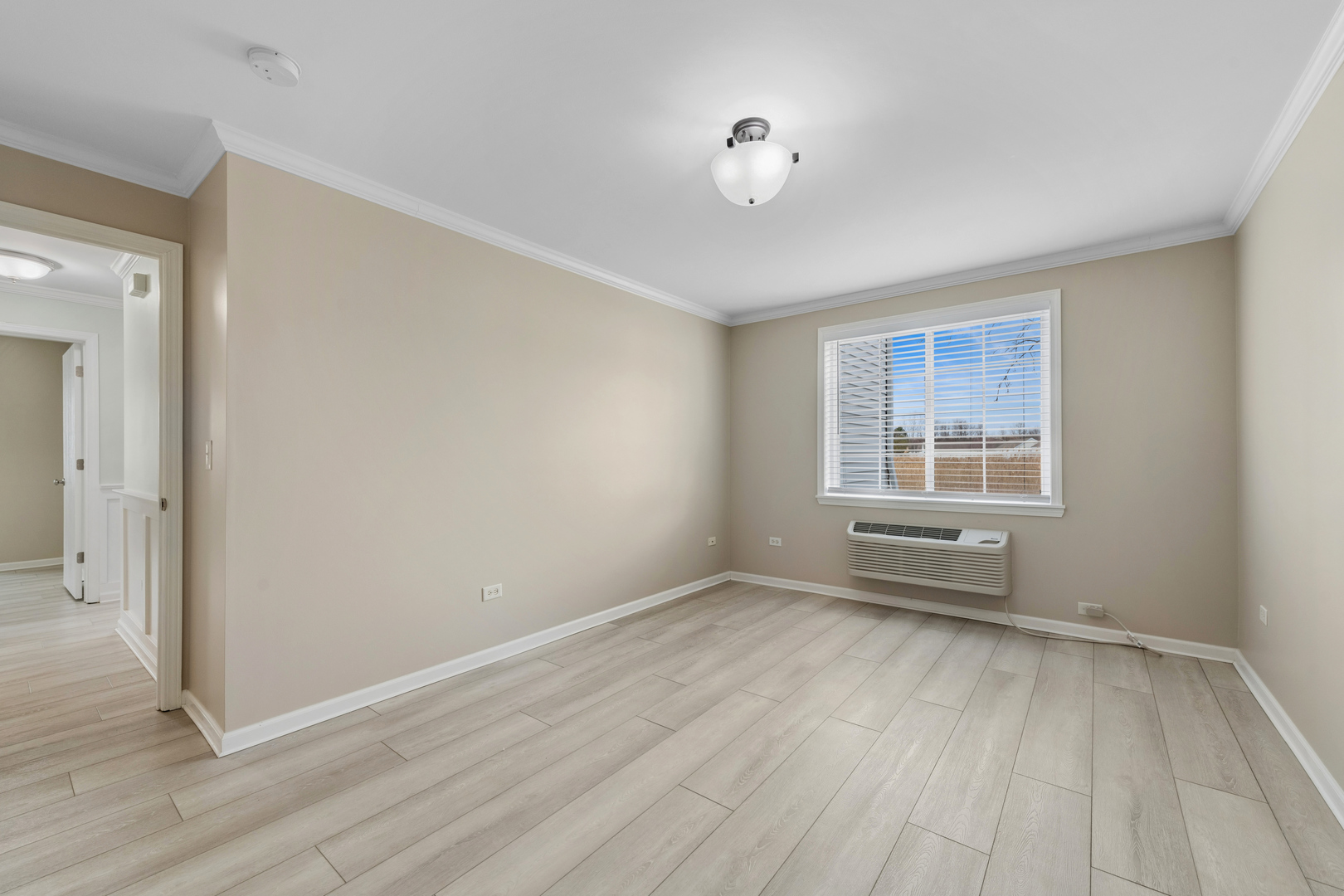 1009 Silverstone Drive Unit: 1009