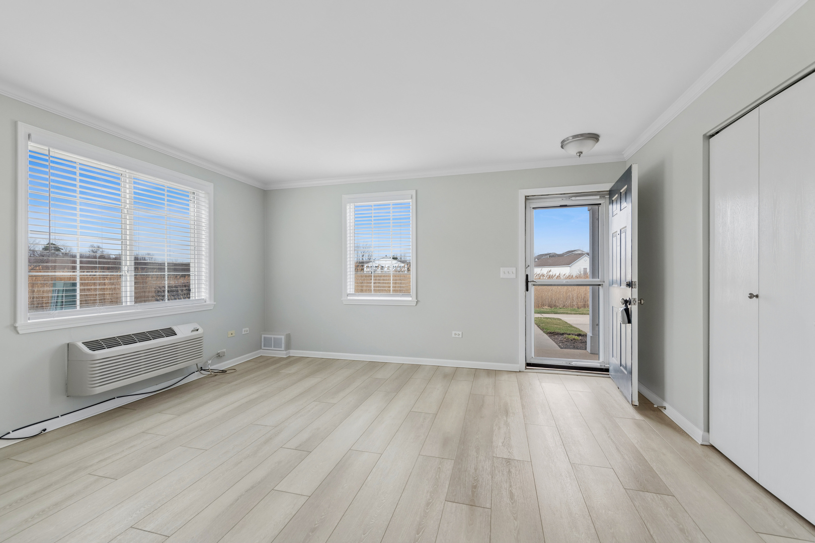 1009 Silverstone Drive Unit: 1009