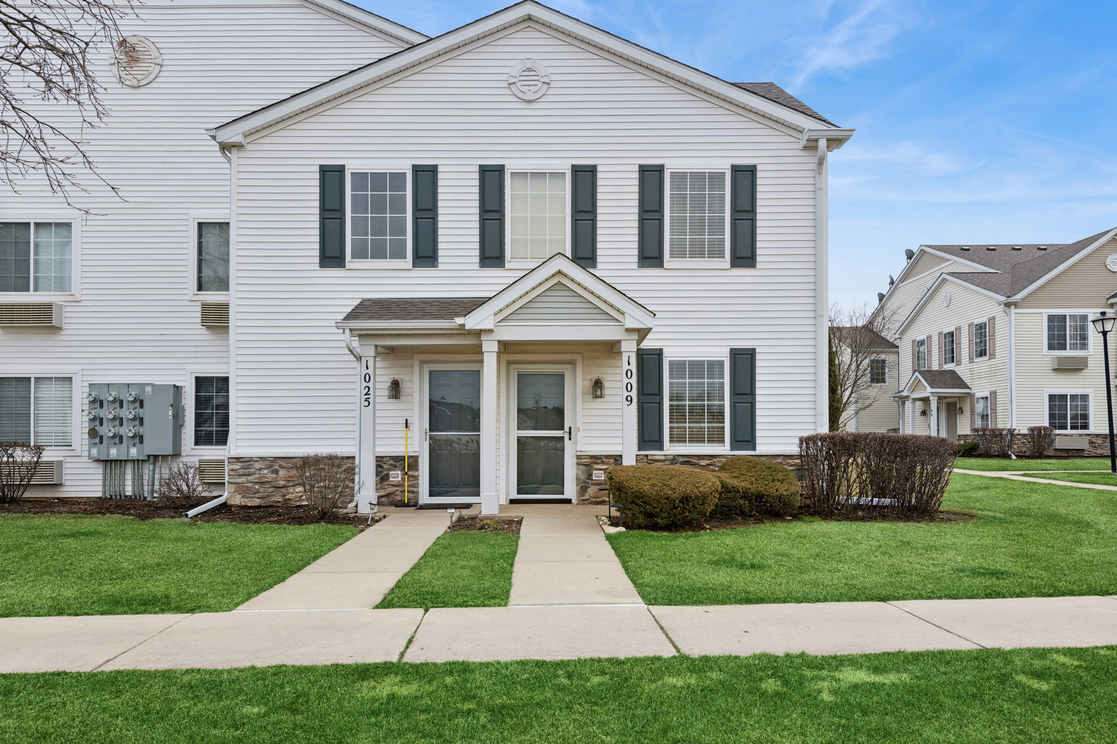 1009 Silverstone Drive Unit: 1009
